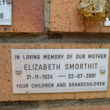 SMORTHIT Elizabeth 1924-2001