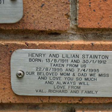 STAINTON Henry 1911-1995 &amp; Lilian 1912-1995