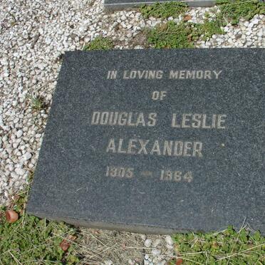 ALEXANDER Willie -1929 & Myra -1928 :: DINGWALL Joyce Lily nee ALEXANDER 1907-1983 :: ALEXANDER Douglas Leslie 1905-1964