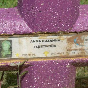 FLEETWOOD Anna Suzanna 1925-2012