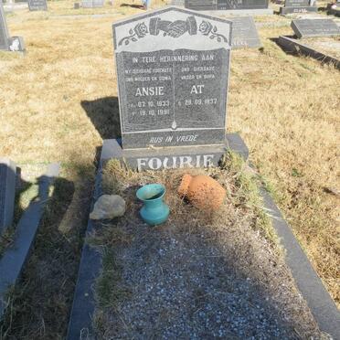 FOURIE At 1937- &amp; Ansie 1933-1991