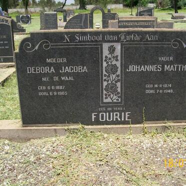 FOURIE Johannes Mattheus 1874-1948 &amp; Debora Jacoba DE WAAL 1887-1965