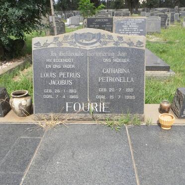 FOURIE Louis Petrus Jacobus 1913-1965 &amp; Catharina Petronella 1921-1995