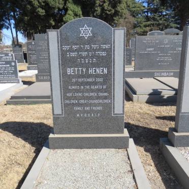 HENEN Betty -2002