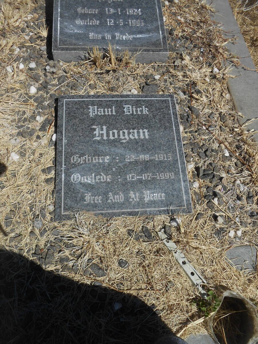 HOGAN Paul Dirk 1915-1999