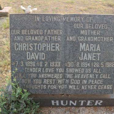 HUNTER Christopher David 1898-1933 &amp; Maria Janet 1894-1982