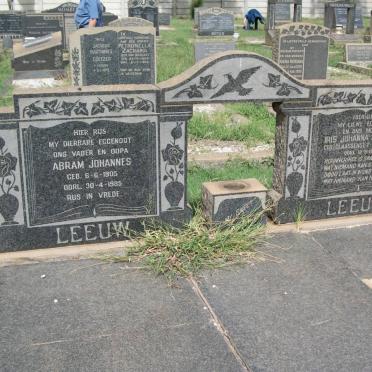 LEEUW Abram Johannes 1905-1985 &amp; Iris Johanna Susanna CLAASSENS 1909-1955