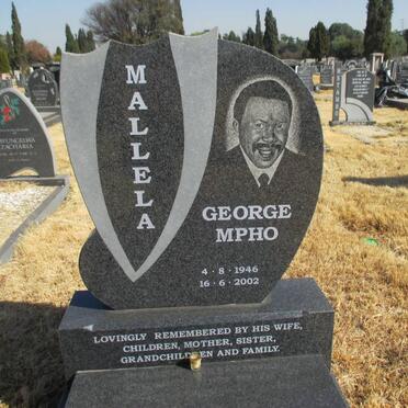 MALLELA George Mpho 1946-2002