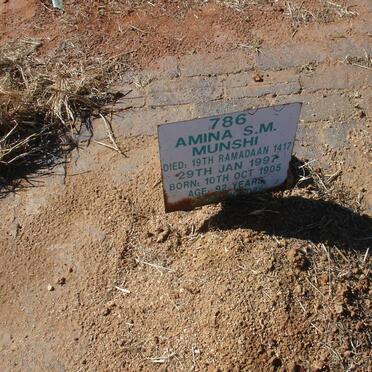 MUNSHI Amina S.M. 1905-1997