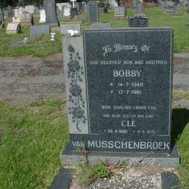 MUSSCHENBROEK Bobby, van 1941-1961 :: VAN MUSSCHENBROEK Clé 1890-1970
