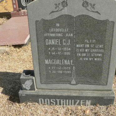 OOSTHUIZEN Daniel C.J. 1934-1995 &amp; Magdalena E. 1925-1999