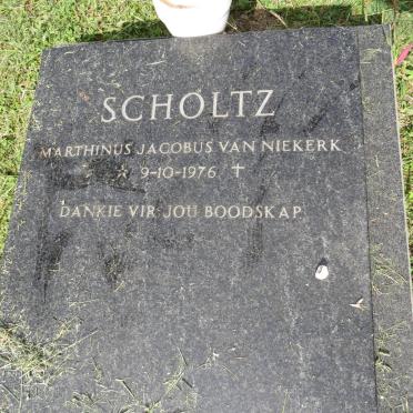 SCHOLTZ Marthinus Jacobus Van Niekerk 1976-