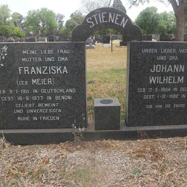 St - Surnames starting with the letters St