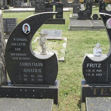 TEWITZ Fritz 1936-2003 &amp; Susanna -1940- :: TEWITZ Christiaan Ignatius 1969-1991