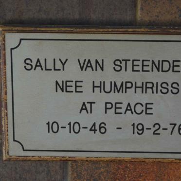 STEENDEREN Sally, van nee HUMPHRISS 1946-1976