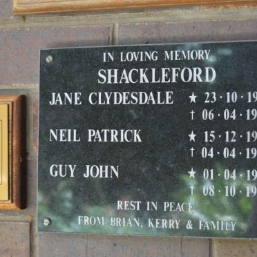 SHACKLEFORD Jane Clydesdale 1920-1987 :: SHACKLEFORD Neil Patrick 1956-1983 