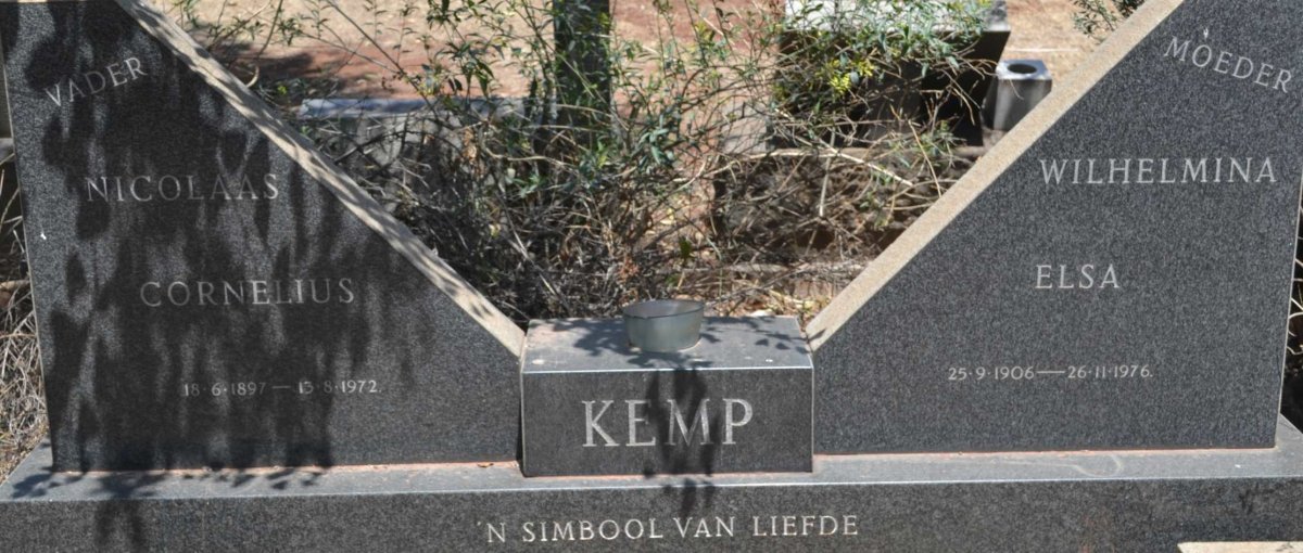 KEMP Nicolaas Cornelius 1897-1972 &amp; Wilhelmina Elsa 1906-1976