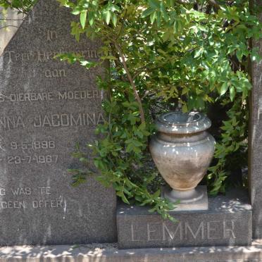 LEMMER Frederick Jacobus 1892-1966 &amp; Susanna Jacomina 1896-1967