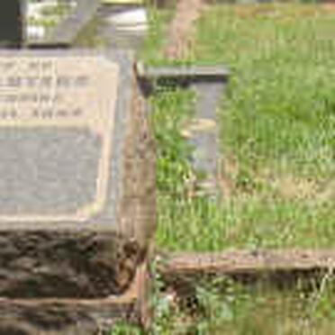 MASTERS George -1940 :: KELLAWAY Walter George -1917 :: RITCHIE Louisa -1948