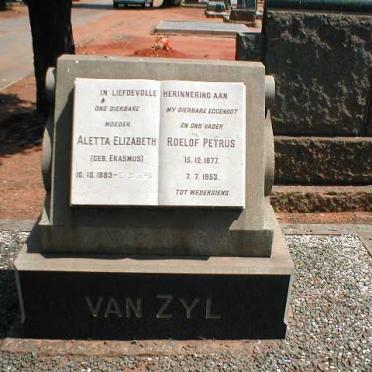 ZYL Roelof Petrus, van 1877-1953 &amp; Aletta Elizabeth  ERASMUS 1983-19??
