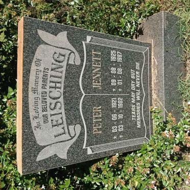 LEISCHING Peter 1921-1982 &amp; Jennett 1925-1987