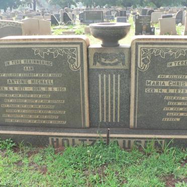 HOLTZHAUSEN Antonie Michael 1874-1951 &amp; Maria Christina Gertruida 1879-1958