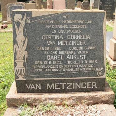 METZINGER Carel Aukust, van 1877-1966 &amp; Gertina Cornelia 1880-1955
