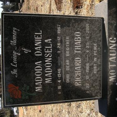 MOTAUNG Madoda Daniel Madonsela 1946-1967 :: MOTAUNG Richard Thabo 1966-2001