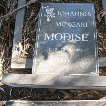 MODISE Johannes Mokgari -1972