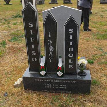 SITHOLE Sifiso 1972-2003