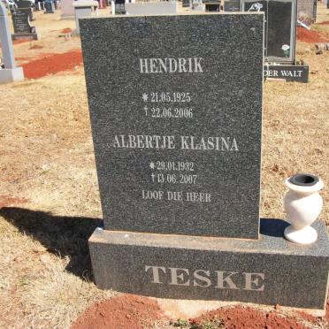 TESKE Hendrik 1925-2006 &amp; Albertje Klasina 1032-2007