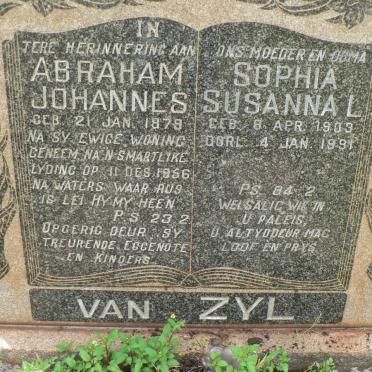 ZYL Abraham Johannes, van 1879-1956 &amp; Sophia Susanna L. 1903-1991