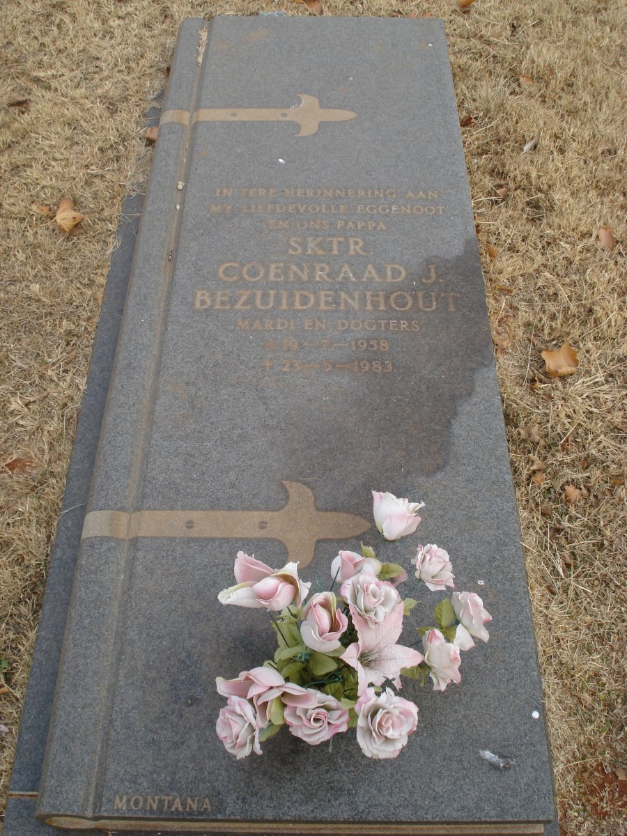 BEZUIDENHOUT Coenraad J. 1958-1983