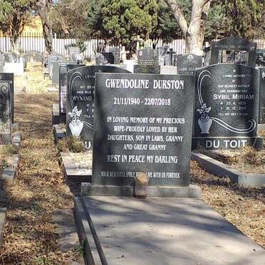 DURSTON Gwendoline 1940-2018