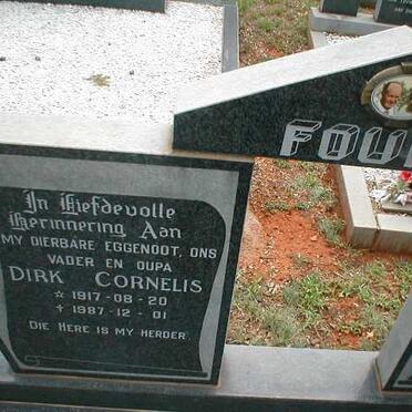 FOURIE Dirk Cornelis 1917-1987 &amp; Petronella Johanna VOS 1920- _1