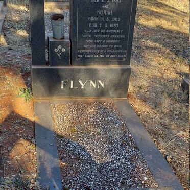 FLYNN James 1886-1953 & Norah 1888-1957 :: EDWARDS Norah 1916-1971 _1