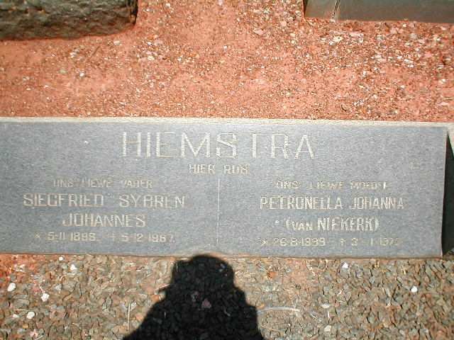 HIEMSTRA Siegfried Sybren Johannes 1899-1967 &amp; Petronella Johanna VAN NIEKERK 1899-1937