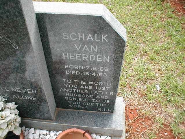 HEERDEN Schalk, van 1966-1993