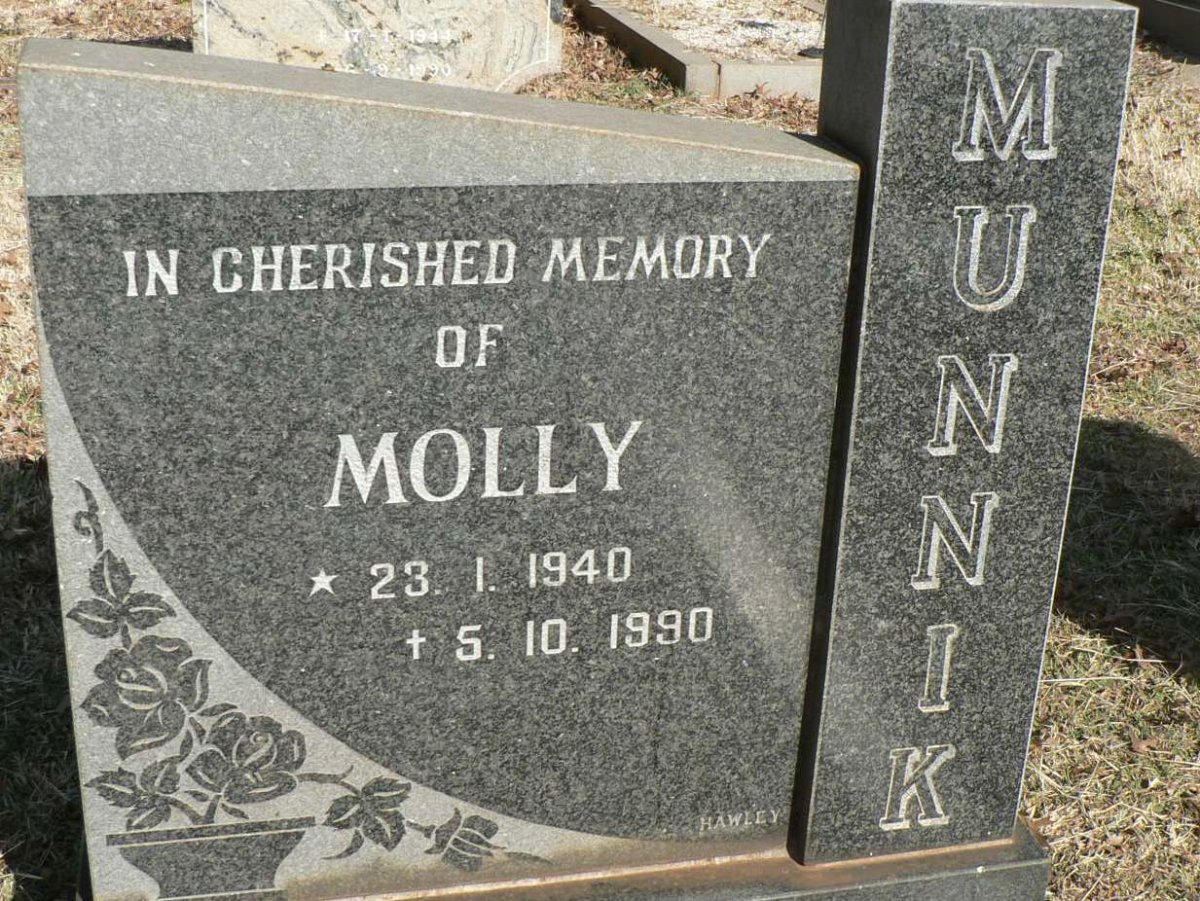 MUNNIK Molly 1940-1990