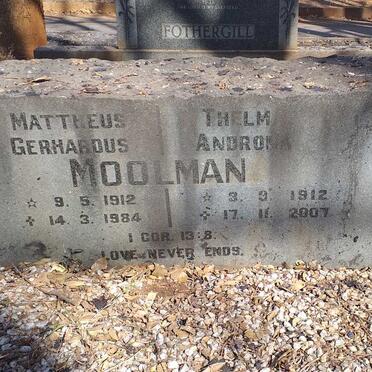 MOOLMAN Mattheus Gerhardus 1912-1984 & Thelma Adrona 1912-2007