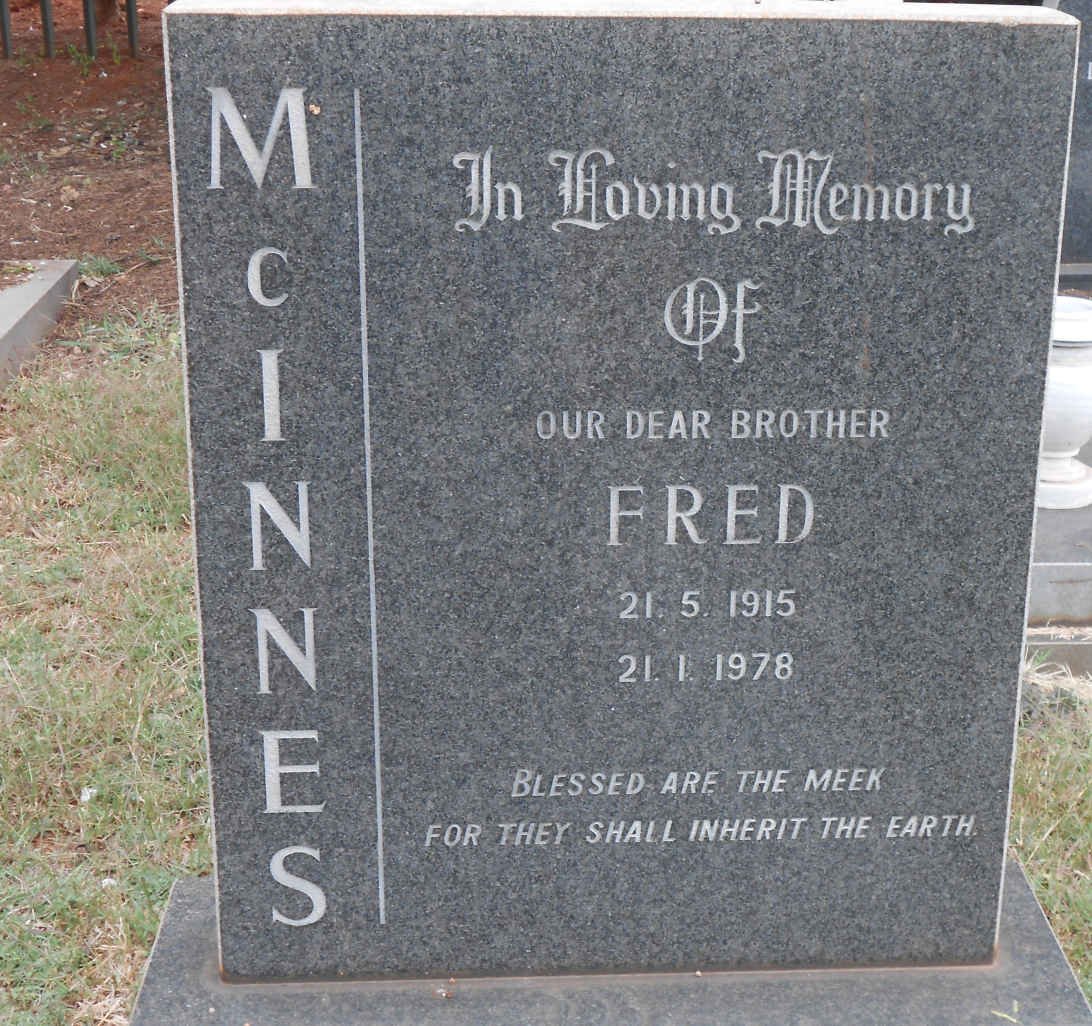 MCINNES Fred 1915-1978