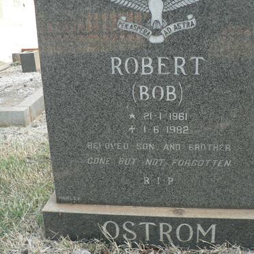 OSTROM Maureen Agnes 1932-2008 :: OSTROM Robert 1961-1982 _1