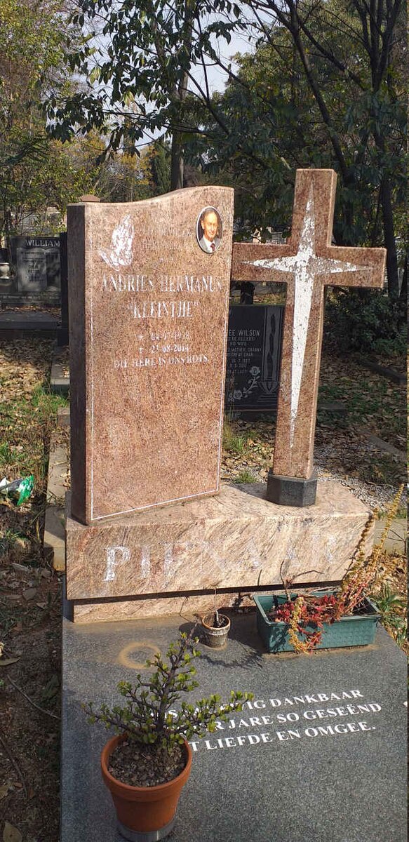 PIENAAR Andries Hermanus 1938-2014