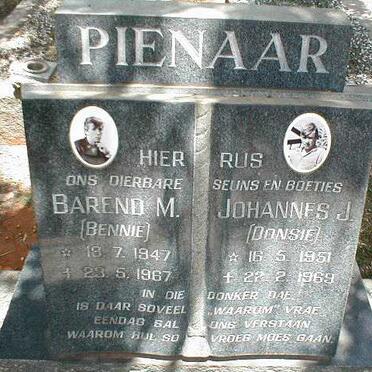 PIENAAR Barend M. 1947-1967 :: PIENAAR Johannes J. 1951-1969