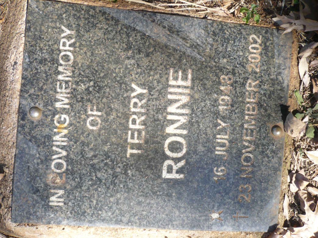 RONNIE Terry 1948-2002