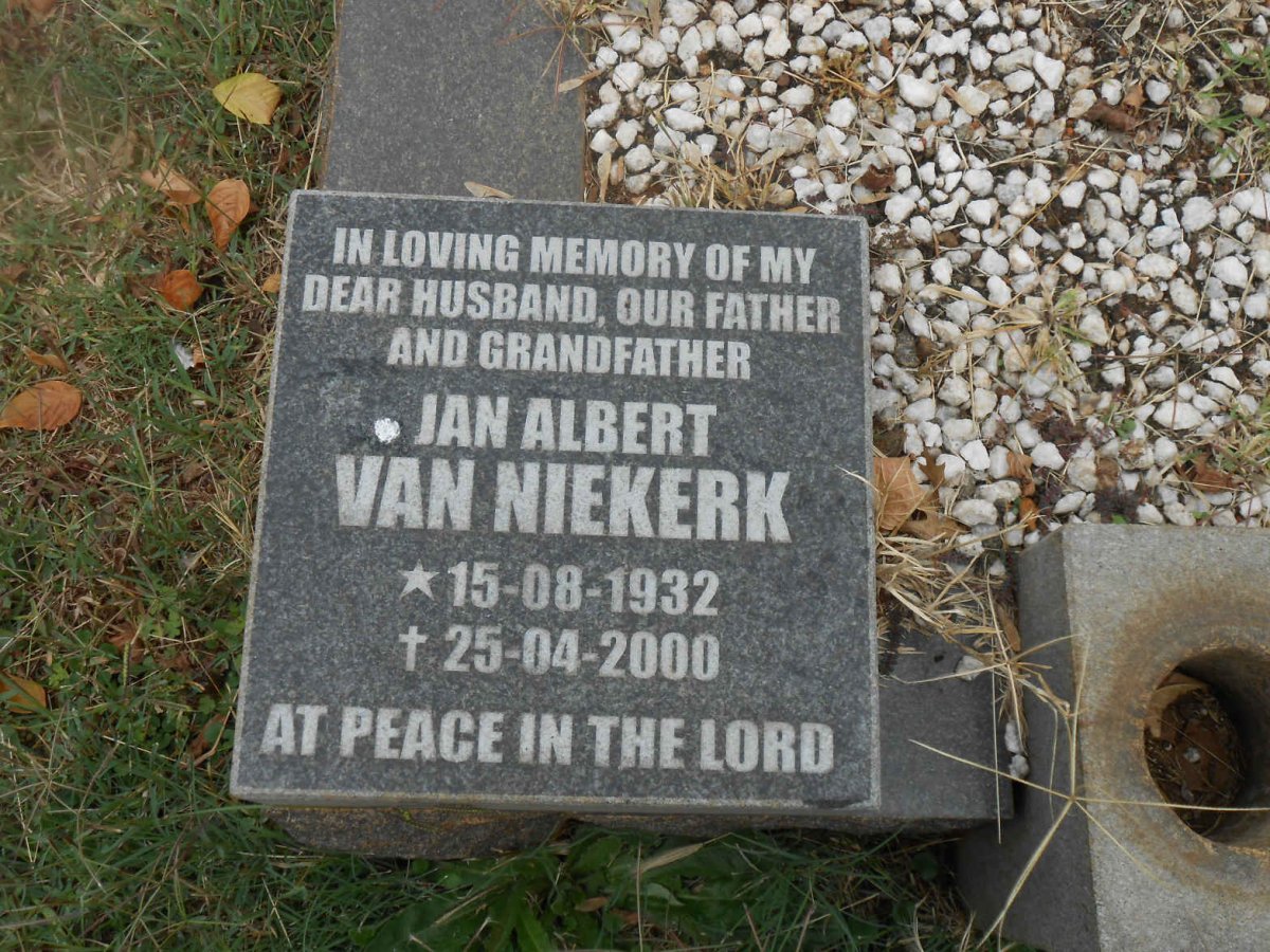 RICHTER Frank Henry 1904-1973 &amp; Amy Lucy KOCH 1909-1979 :: VAN NIEKERK Jan Albert 1932-2000