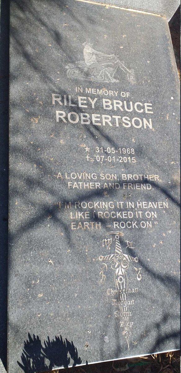 ROBERTSON Riley Bruce 1968-2015 & Johanna Sophia SWART 1972-2011_2