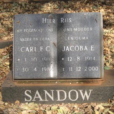 SANDOW Carl F.C. 1910-1984 &amp; Jacoba E. 1914-2000