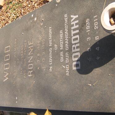 WOOD Ronnie 1926-1980 &amp; Dorothy 1935-2011