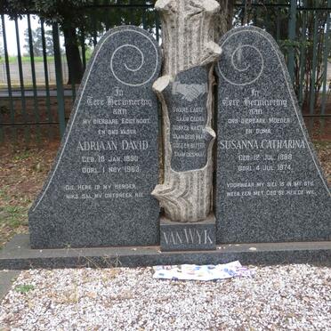 WYK Adriaan David, van 1890-1963 &amp; Susanna Catharina 1888-1974